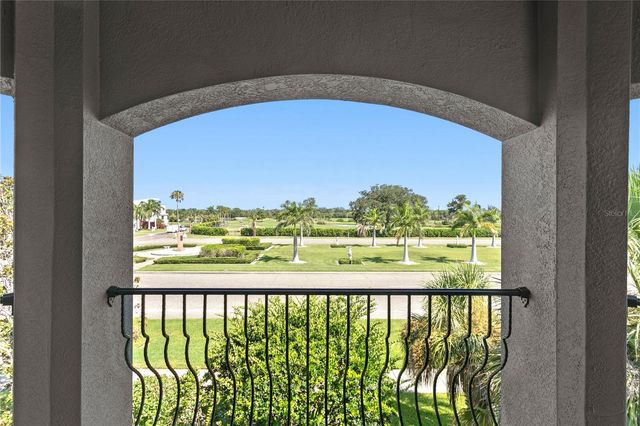401 SNELL ISLE BOULEVARD NE, St Petersburg, FL 33704