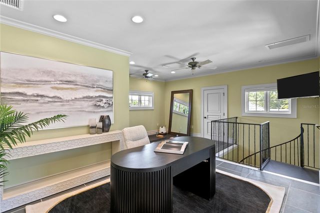 401 SNELL ISLE BOULEVARD NE, St Petersburg, FL 33704