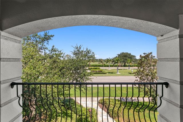 401 SNELL ISLE BOULEVARD NE, St Petersburg, FL 33704