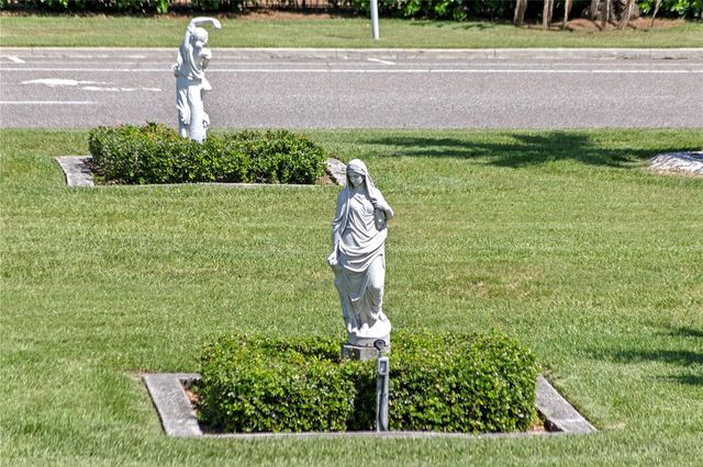 401 SNELL ISLE BOULEVARD NE, St Petersburg, FL 33704