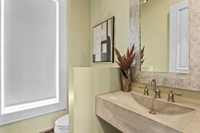 401 SNELL ISLE BOULEVARD NE, St Petersburg, FL 33704