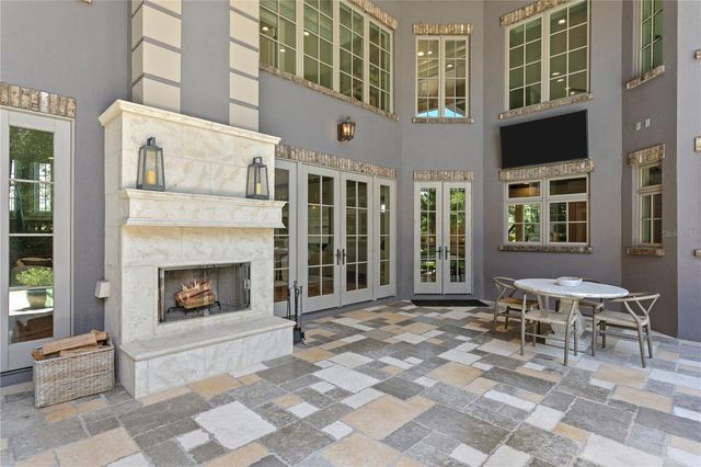 401 SNELL ISLE BOULEVARD NE, St Petersburg, FL 33704