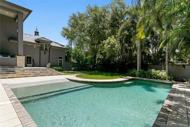 401 SNELL ISLE BOULEVARD NE, St Petersburg, FL 33704