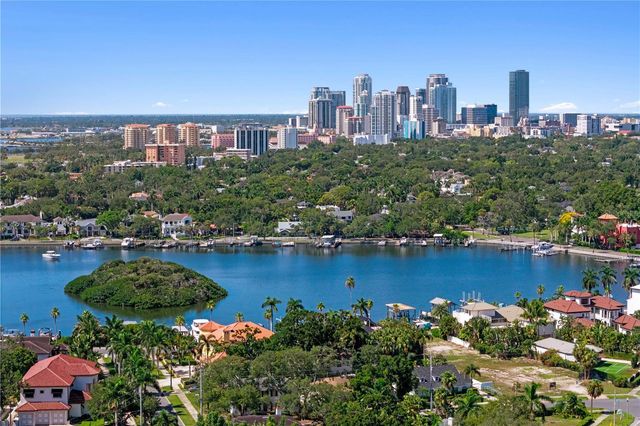 401 SNELL ISLE BOULEVARD NE, St Petersburg, FL 33704