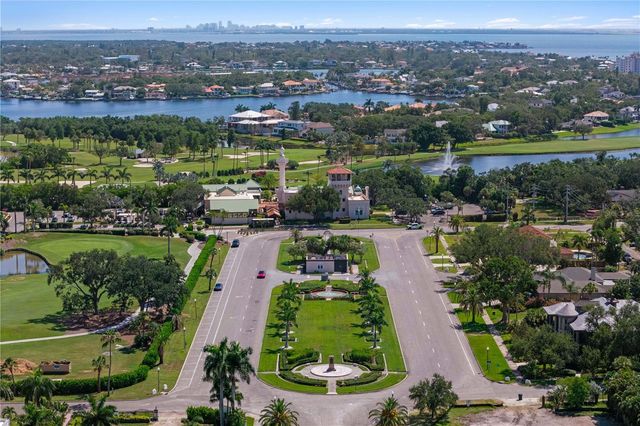 401 SNELL ISLE BOULEVARD NE, St Petersburg, FL 33704