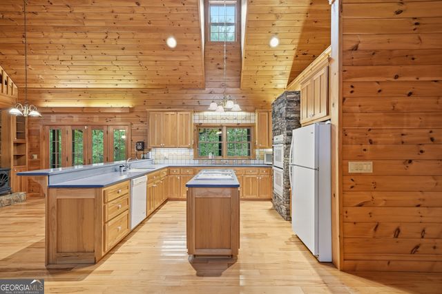 1347 Ivylog Drive, Blairsville, GA 30512