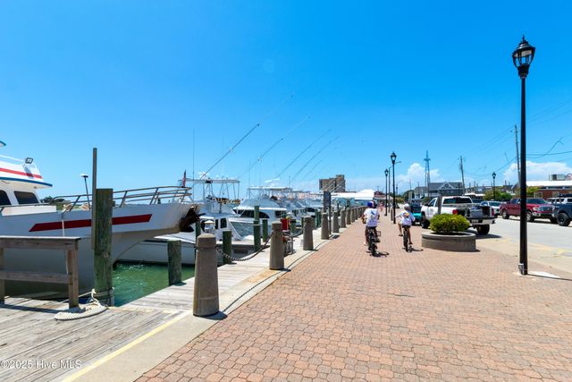 113 Lake Avenue, Morehead City, NC 28557