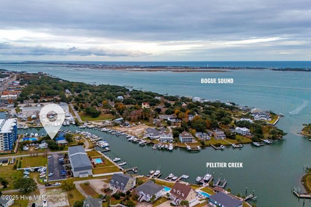 113 Lake Avenue, Morehead City, NC 28557