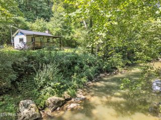 5963 New River Hwy, Briceville, TN 37710