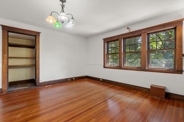 9-11 Hampden Street, Wellesley, MA 02482