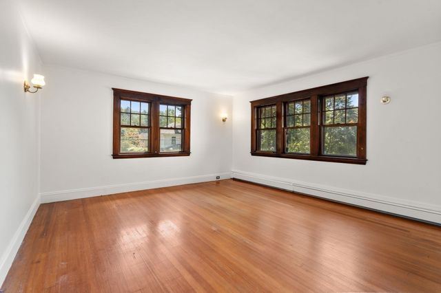 9-11 Hampden Street, Wellesley, MA 02482