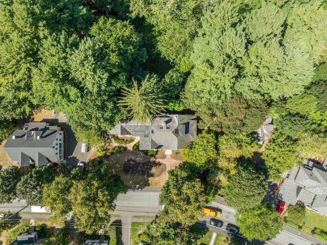 9-11 Hampden Street, Wellesley, MA 02482
