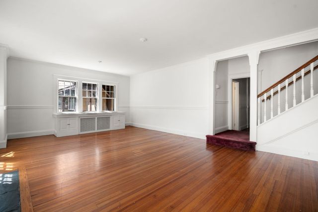 9-11 Hampden Street, Wellesley, MA 02482