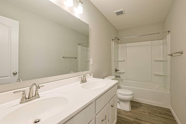 5002 Pinebluff Court, Burlington, KY 41005