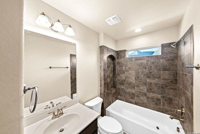 11723 Bricewood Hts, San Antonio, TX 78254