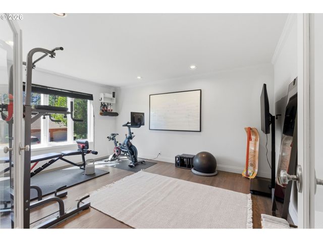 19125 35TH Pl, Lake Oswego, OR 97034