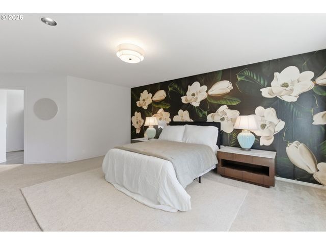 19125 35TH Pl, Lake Oswego, OR 97034