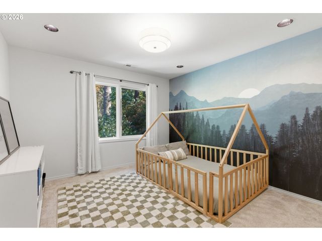 19125 35TH Pl, Lake Oswego, OR 97034