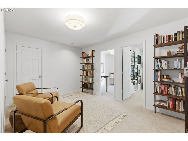 19125 35TH Pl, Lake Oswego, OR 97034