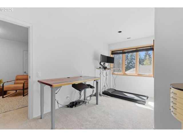 19125 35TH Pl, Lake Oswego, OR 97034