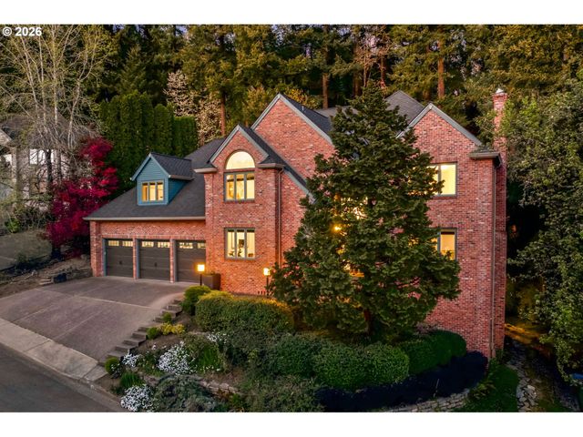 19125 35TH Pl, Lake Oswego, OR 97034