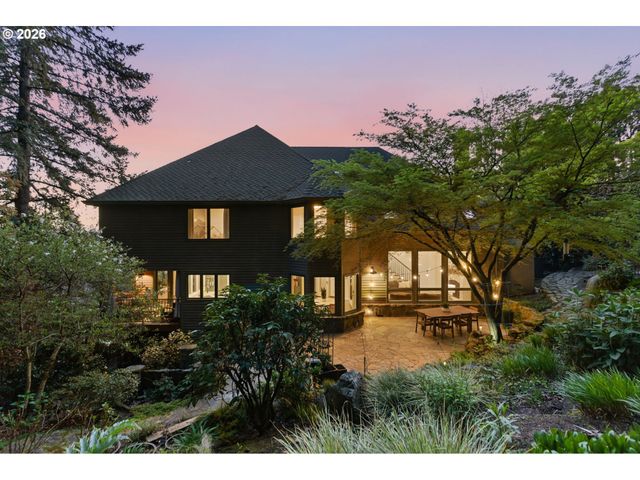 19125 35TH Pl, Lake Oswego, OR 97034