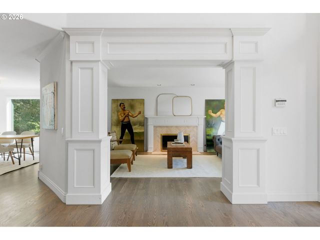 19125 35TH Pl, Lake Oswego, OR 97034