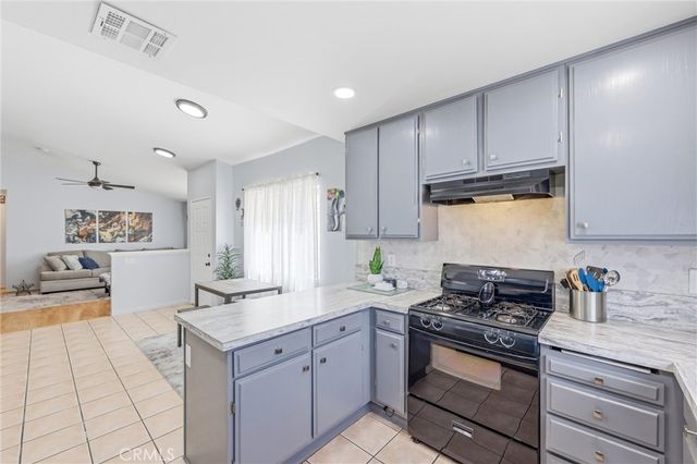 12441 Datewood, Victorville, CA 92395