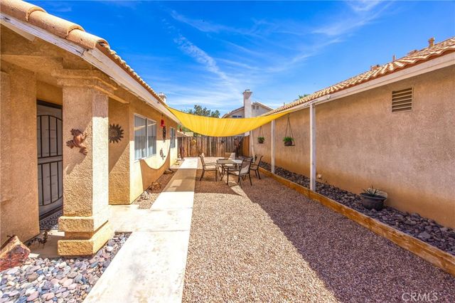 12441 Datewood, Victorville, CA 92395