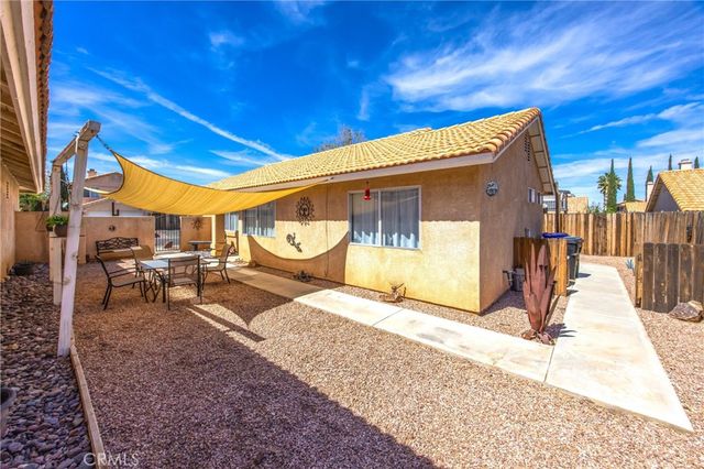 12441 Datewood, Victorville, CA 92395