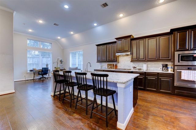 6242 Avon Landing Lane, Spring, TX 77379