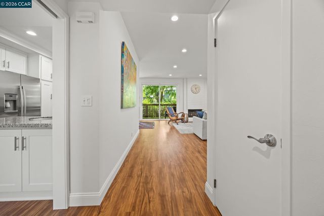 1924 Aspenridge Ct, Walnut Creek, CA 94597