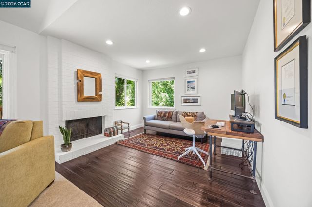 1924 Aspenridge Ct, Walnut Creek, CA 94597