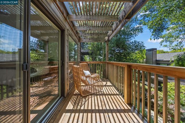 1924 Aspenridge Ct, Walnut Creek, CA 94597