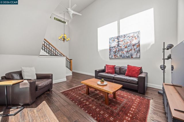 1924 Aspenridge Ct, Walnut Creek, CA 94597