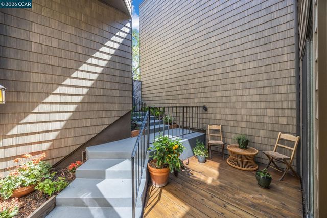 1924 Aspenridge Ct, Walnut Creek, CA 94597