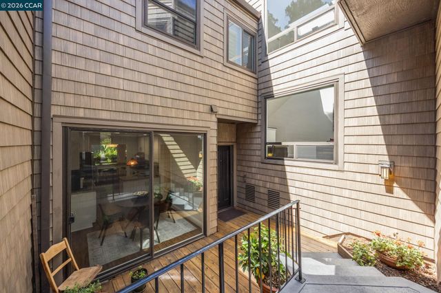 1924 Aspenridge Ct, Walnut Creek, CA 94597