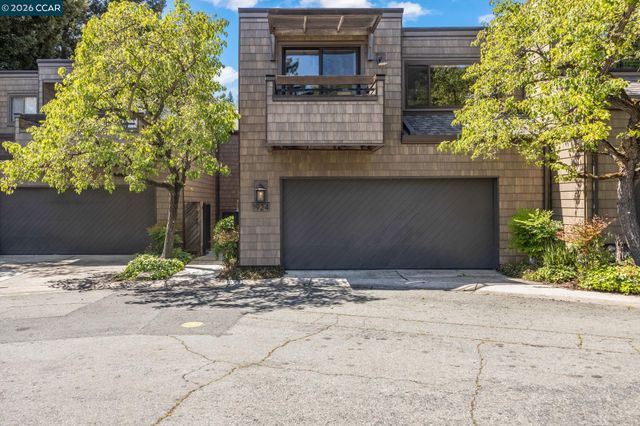 1924 Aspenridge Ct, Walnut Creek, CA 94597