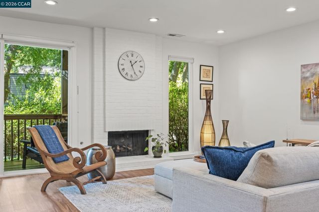 1924 Aspenridge Ct, Walnut Creek, CA 94597