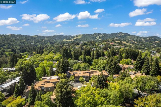 1924 Aspenridge Ct, Walnut Creek, CA 94597