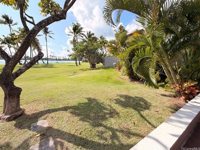 125 Koko Isle Circle 3303, Honolulu, HI 96825