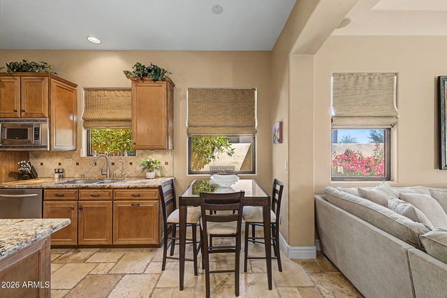 3238 E MOUNTAIN VILLAGE Circle, Phoenix, AZ 85042