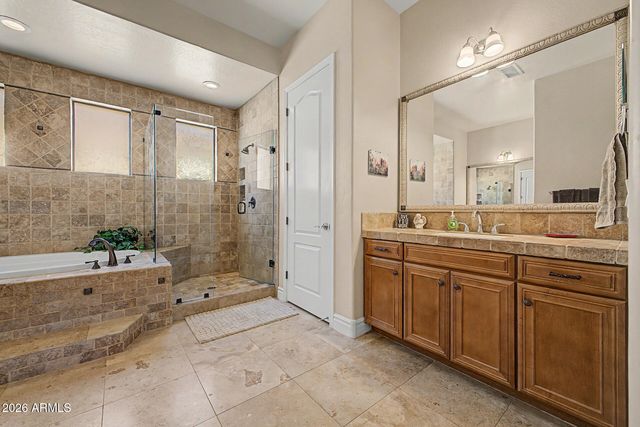 3238 E MOUNTAIN VILLAGE Circle, Phoenix, AZ 85042