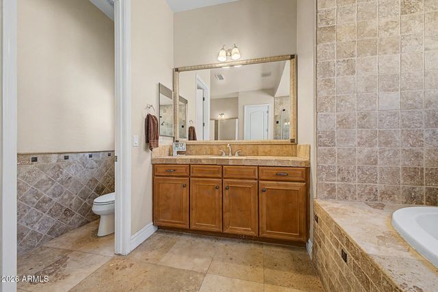 3238 E MOUNTAIN VILLAGE Circle, Phoenix, AZ 85042
