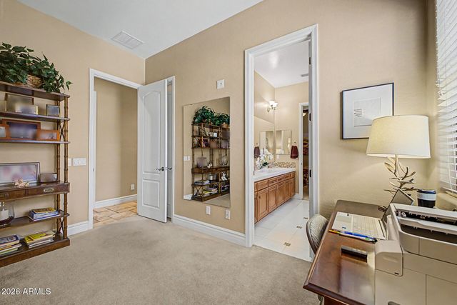 3238 E MOUNTAIN VILLAGE Circle, Phoenix, AZ 85042