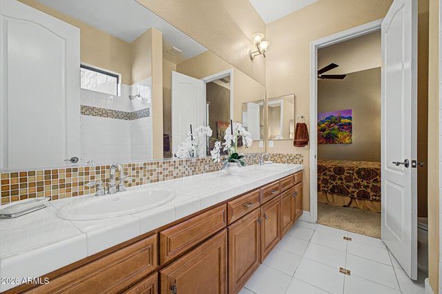 3238 E MOUNTAIN VILLAGE Circle, Phoenix, AZ 85042