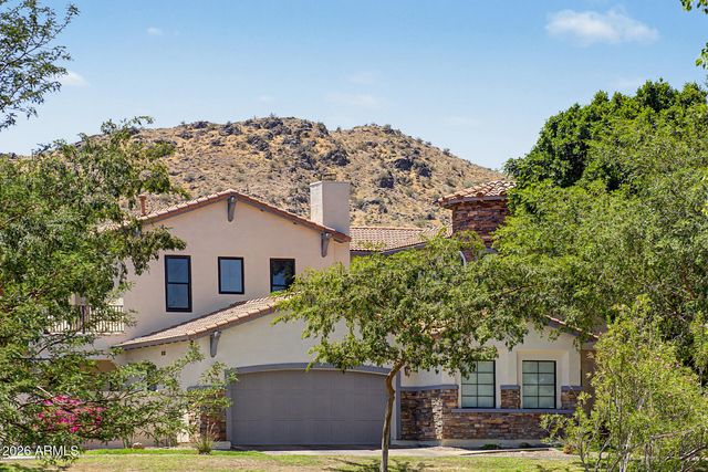 3238 E MOUNTAIN VILLAGE Circle, Phoenix, AZ 85042
