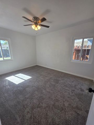 2300 Raymond Ave, Stockton, CA 95203