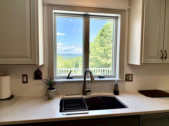 78 Wellington Drive, Chesterfield, NH 03462