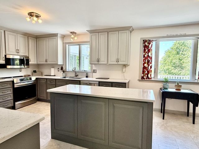 78 Wellington Drive, Chesterfield, NH 03462